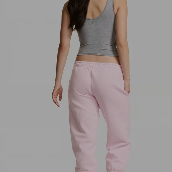 PINK Campus Fleece Capri Jogger Sweatpants. - Picture 3 of 4